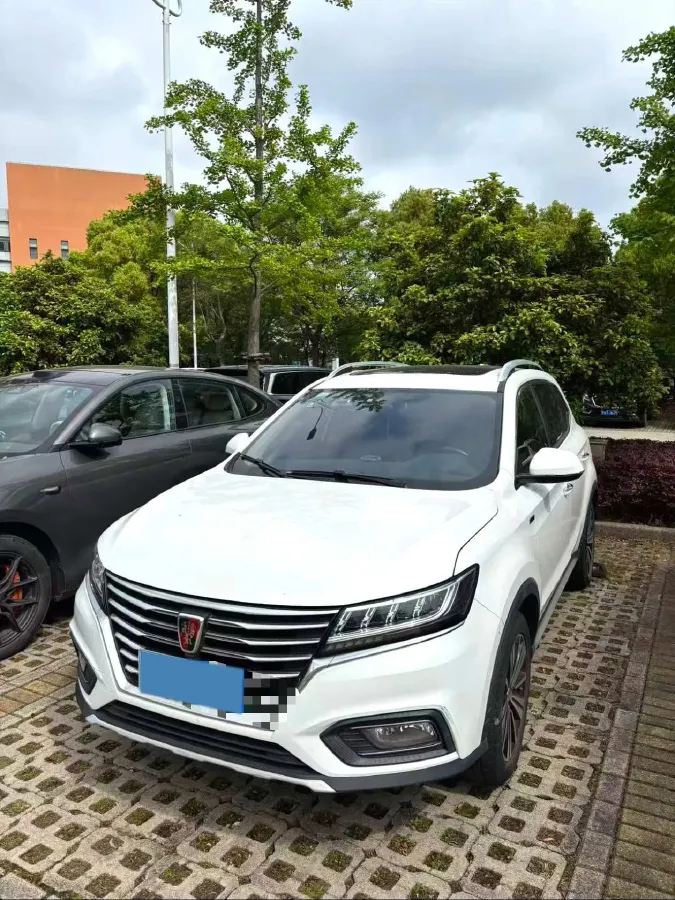 2019 Roewe i6 1.5T 169HP L4 7DCT,autocango,china used car exporter,china ev exporter,chinese used car exporter,chinese used ev exporter