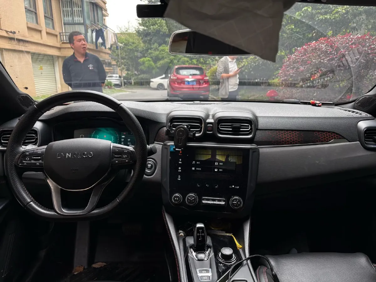 2020 LYNK&CO 03 1.5T 180HP L3 7DCT,autocango,china used car exporter,china ev exporter,chinese used car exporter,chinese used ev exporter