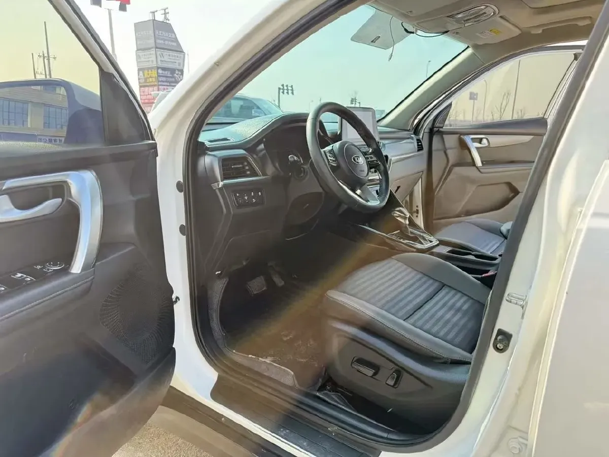 2018 Kia Sportage R 2.0L 160HP L4 6AT,autocango,china used car exporter,china ev exporter,chinese used car exporter,chinese used ev exporter