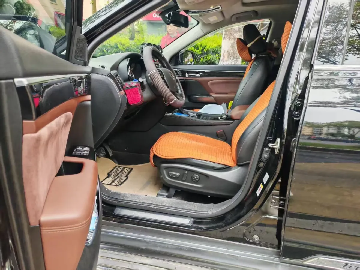 2019 GAC Trumpchi GS8 2.0T 252HP L4 6AT,autocango,china used car exporter,china ev exporter,chinese used car exporter,chinese used ev exporter