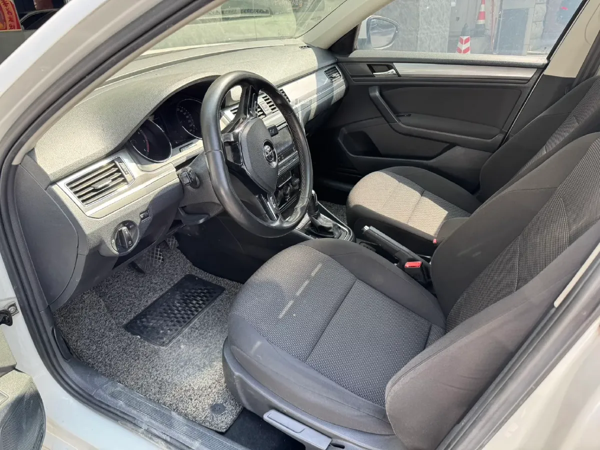 2019 MAXUS T60 2.0T 218HP L4 6AT,autocango,china used car exporter,china ev exporter,chinese used car exporter,chinese used ev exporter