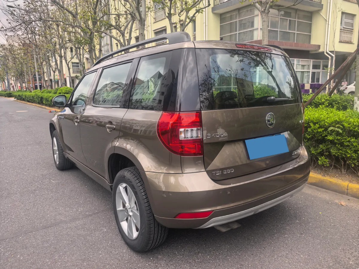 2017 Skoda Yeti 1.4T 150HP L4 7DCT,autocango,china used car exporter,china ev exporter,chinese used car exporter,chinese used ev exporter