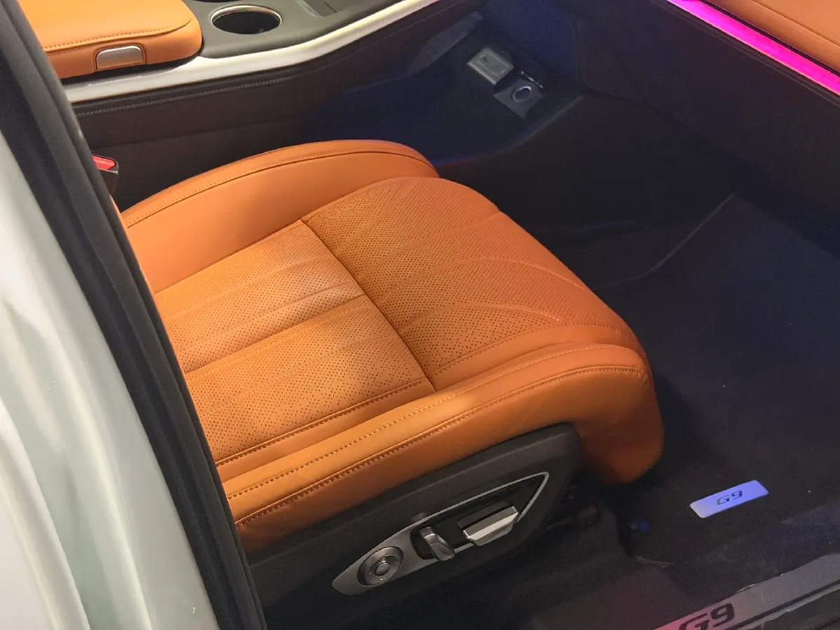 2025 Xpeng G9 BEV 79KWH,autocango,china used car exporter,china ev exporter,chinese used car exporter,chinese used ev exporter