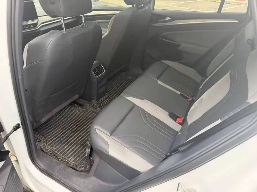 2021 Volkswagen ID.4 Crozz BEV 84.8KWH,autocango,china used car exporter,china ev exporter,chinese used car exporter,chinese used ev exporter