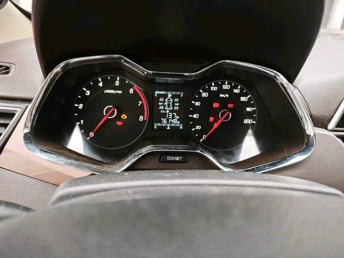 2017 BaoJun 310W 1.5L 112HP L4 6MT,autocango,china used car exporter,china ev exporter,chinese used car exporter,chinese used ev exporter