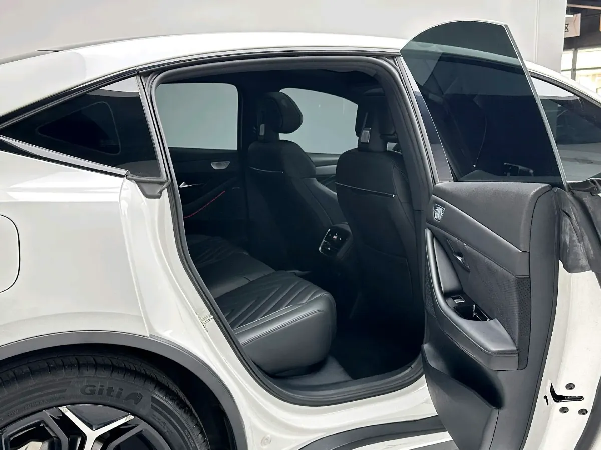 2023 Deepal SL03 1.5L 95HP L4 REEV 28.39KWH,autocango,china used car exporter,china ev exporter,chinese used car exporter,chinese used ev exporter