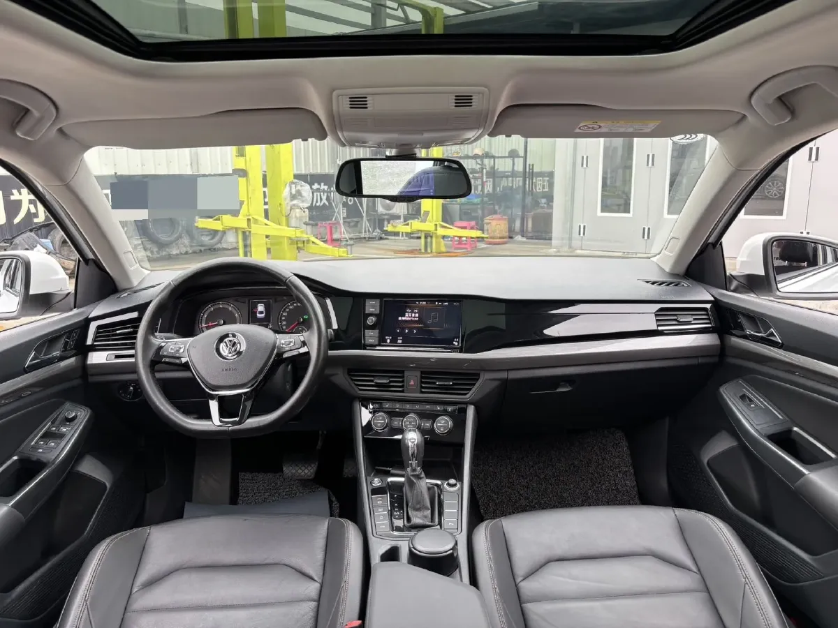 2019 Roewe RX5 MAX 2.0T 231HP L4 6DCT,autocango,china used car exporter,china ev exporter,chinese used car exporter,chinese used ev exporter