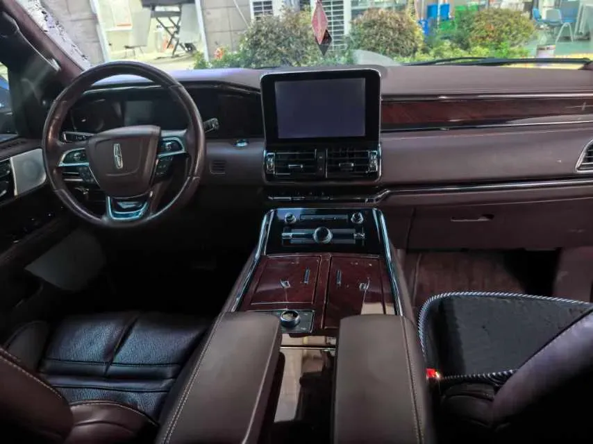 2020 Lincoln Navigator 3.5T 388HP V6 10AT,autocango,china used car exporter,china ev exporter,chinese used car exporter,chinese used ev exporter