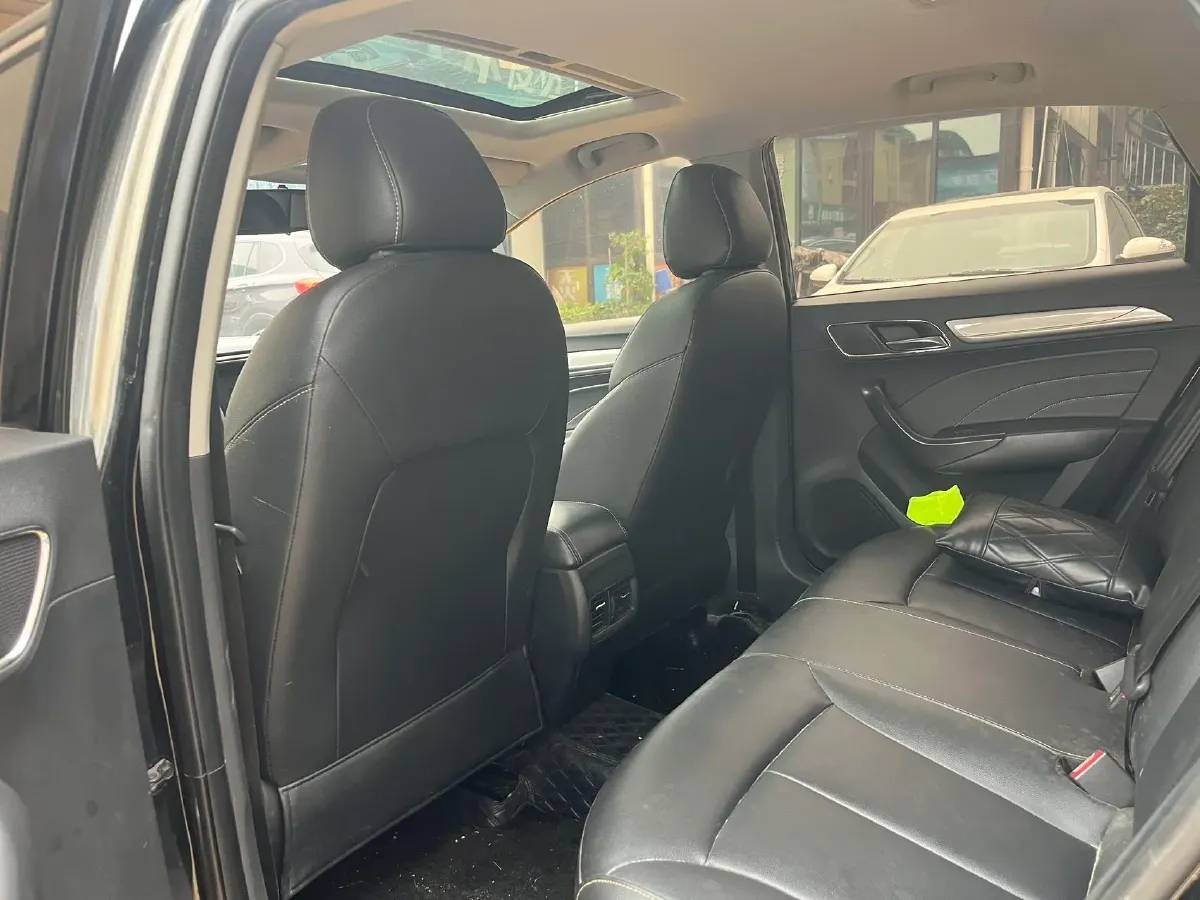 2017 Roewe i6 1.0T 125HP L3 2AT PHEV,autocango,china used car exporter,china ev exporter,chinese used car exporter,chinese used ev exporter