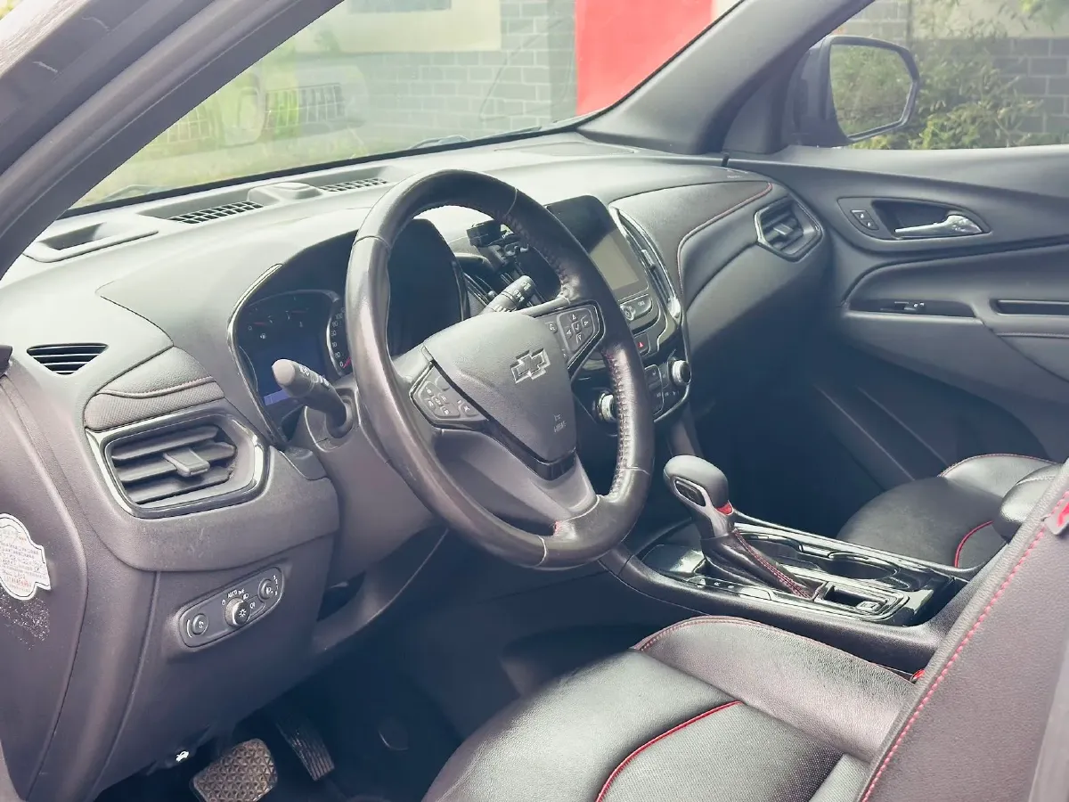 2021 Chevrolet Equinox 2.0T 237HP L4 9AT,autocango,china used car exporter,china ev exporter,chinese used car exporter,chinese used ev exporter