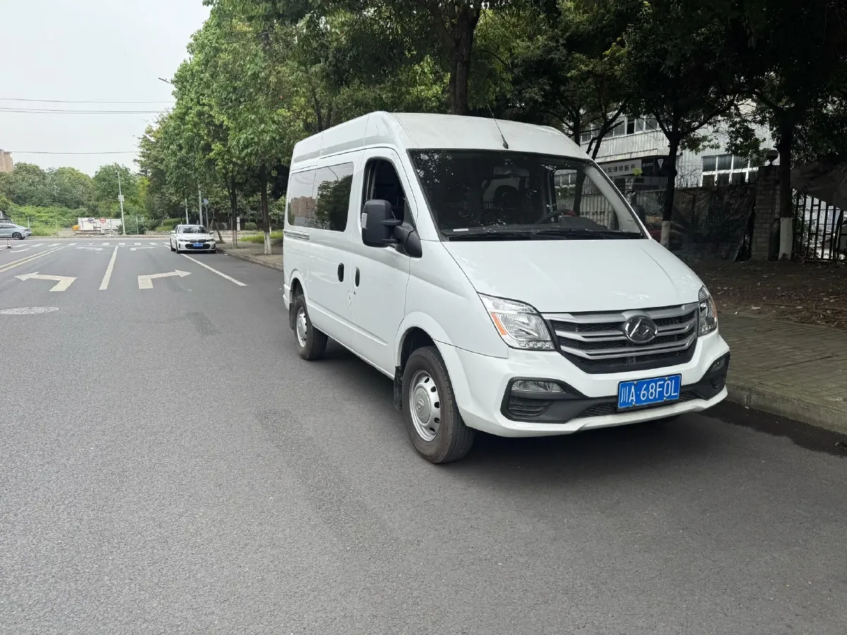 2024 MAXUS XinTu V80 2.0T 147HP L4 6SMG,autocango,china used car exporter,china ev exporter,chinese used car exporter,chinese used ev exporter