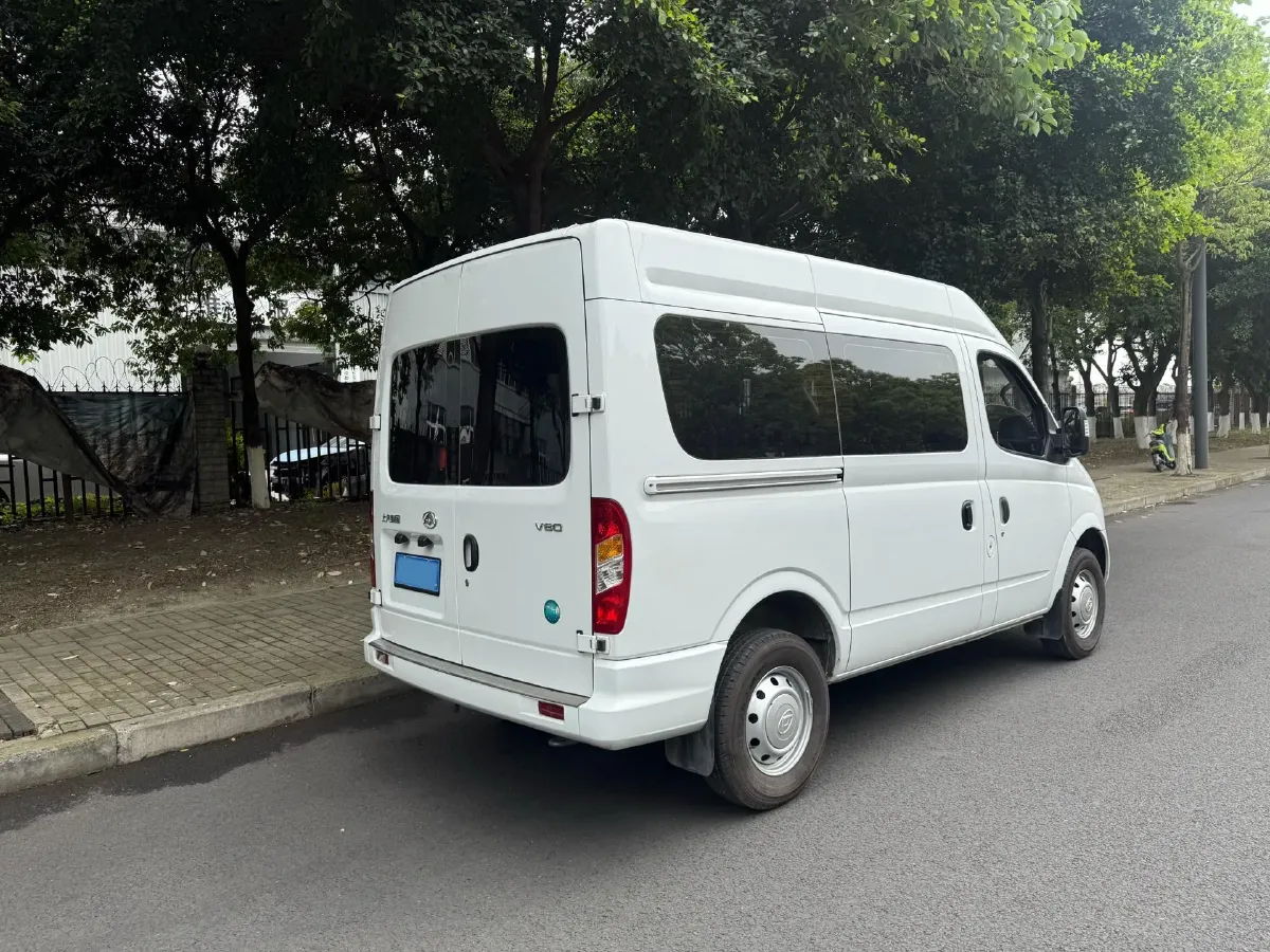 2024 MAXUS XinTu V80 2.0T 147HP L4 6SMG,autocango,china used car exporter,china ev exporter,chinese used car exporter,chinese used ev exporter