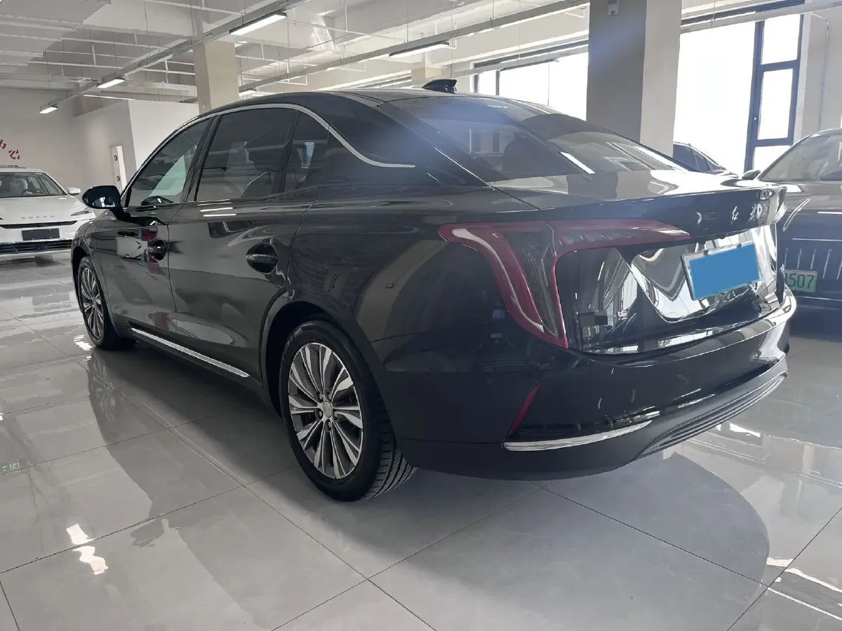 2024 HongQi E-QM5 BEV 72KWH,autocango,china used car exporter,china ev exporter,chinese used car exporter,chinese used ev exporter