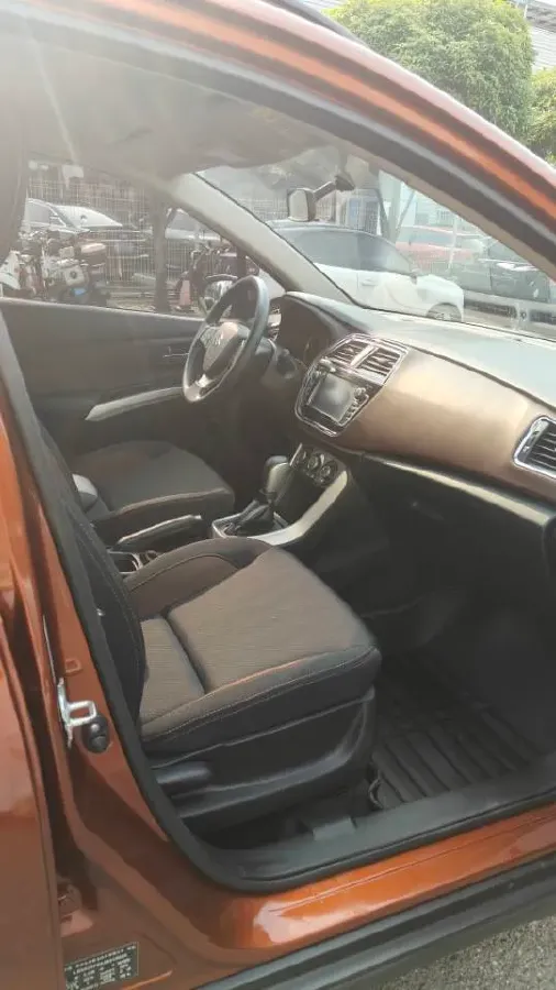 2017 Suzuki SX4 S-Cross 1.6L 122HP L4 CVT,autocango,china used car exporter,china ev exporter,chinese used car exporter,chinese used ev exporter