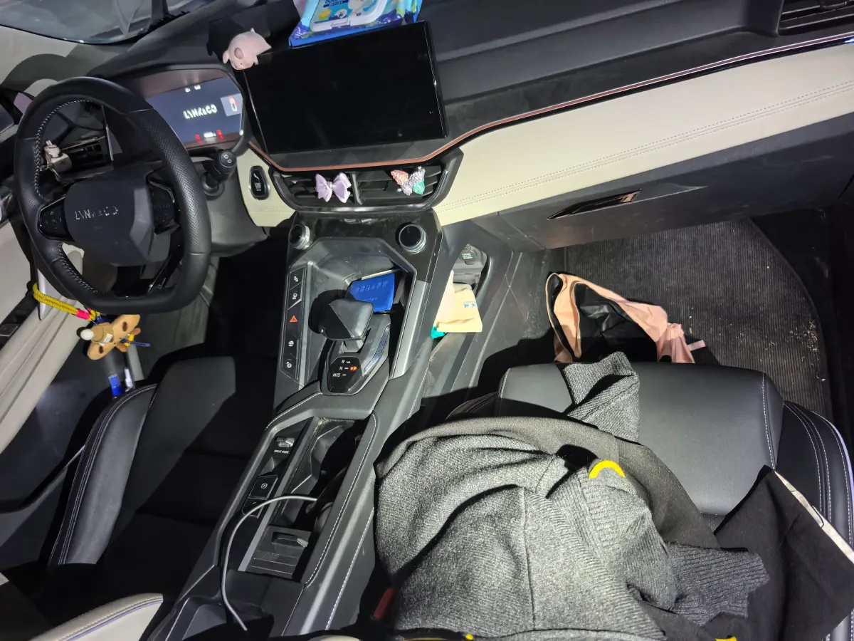 2023 LYNK&CO 03 1.5T 181HP L4 7DCT,autocango,china used car exporter,china ev exporter,chinese used car exporter,chinese used ev exporter