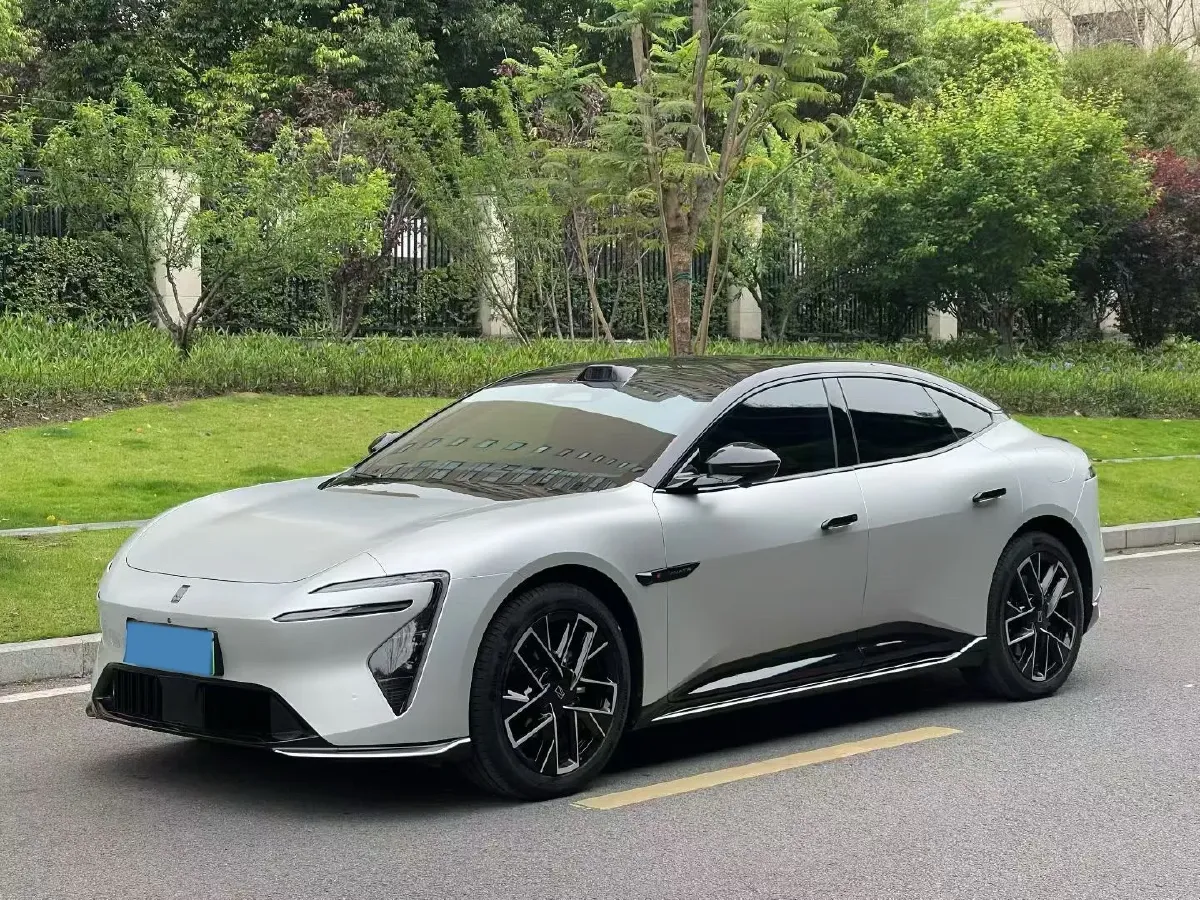 2025 Avatr 06 BEV,autocango,china used car exporter,china ev exporter,chinese used car exporter,chinese used ev exporter