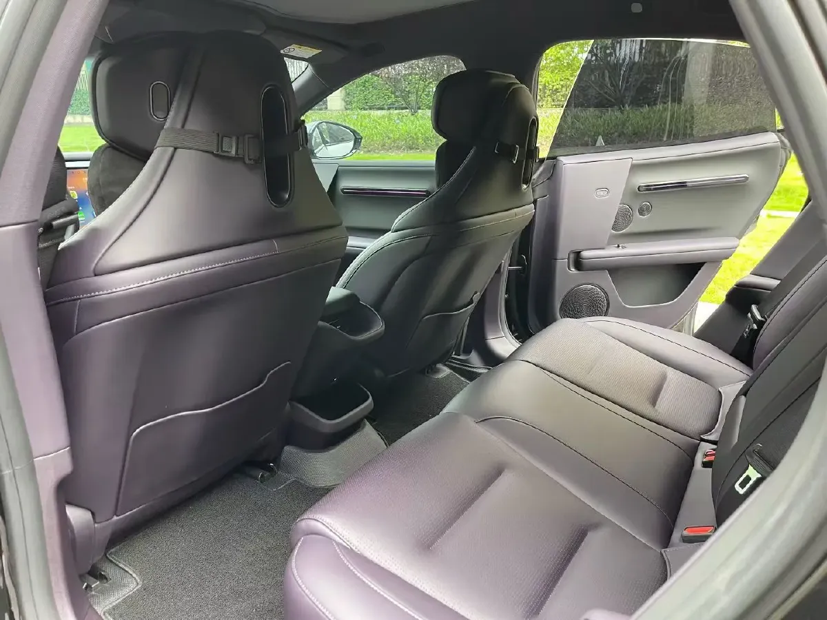 2025 Avatr 06 BEV,autocango,china used car exporter,china ev exporter,chinese used car exporter,chinese used ev exporter