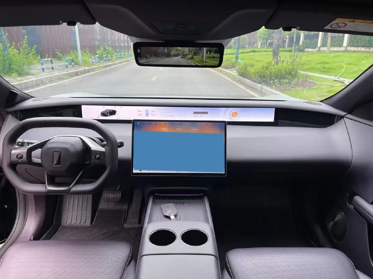 2025 Avatr 06 BEV,autocango,china used car exporter,china ev exporter,chinese used car exporter,chinese used ev exporter