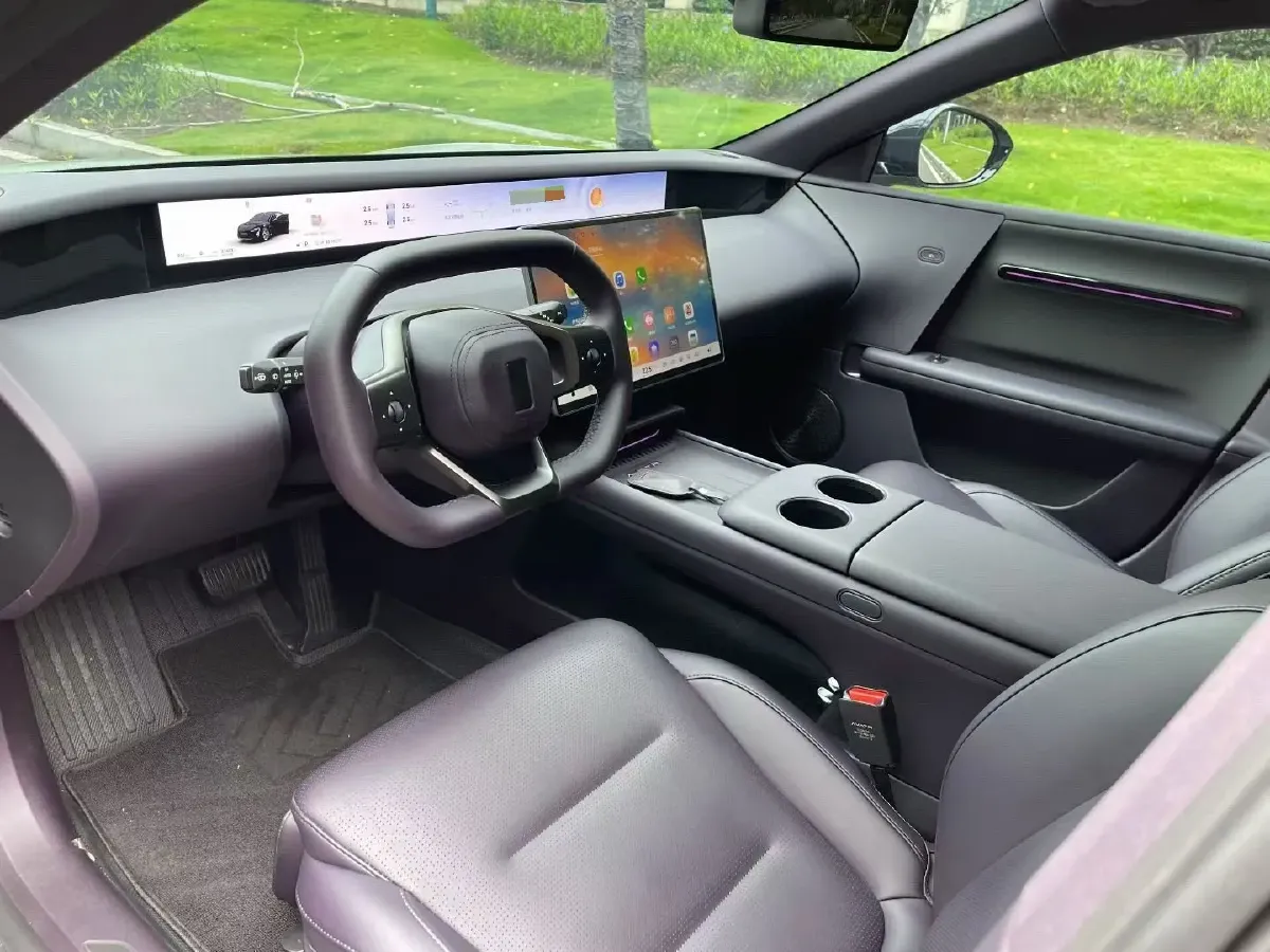 2025 Avatr 06 BEV,autocango,china used car exporter,china ev exporter,chinese used car exporter,chinese used ev exporter