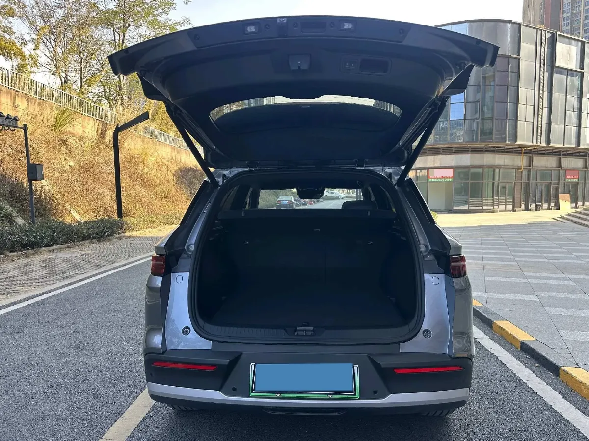 2025 BYD Song Pro 1.5L 101HP L4 E-CVT PHEV 18.3KWH,autocango,china used car exporter,china ev exporter,chinese used car exporter,chinese used ev exporter