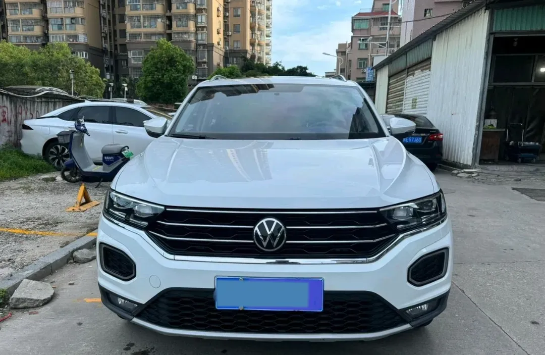2021 Volkswagen T-Roc 1.4T 150HP L4 7DCT,autocango,china used car exporter,china ev exporter,chinese used car exporter,chinese used ev exporter