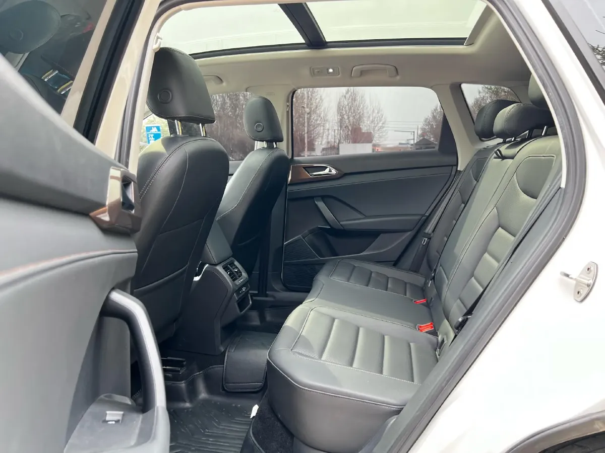 2021 Volkswagen Tharu 1.4T 150HP L4 7DCT,autocango,china used car exporter,china ev exporter,chinese used car exporter,chinese used ev exporter