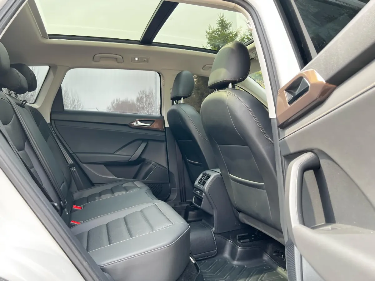 2021 Volkswagen Tharu 1.4T 150HP L4 7DCT,autocango,china used car exporter,china ev exporter,chinese used car exporter,chinese used ev exporter