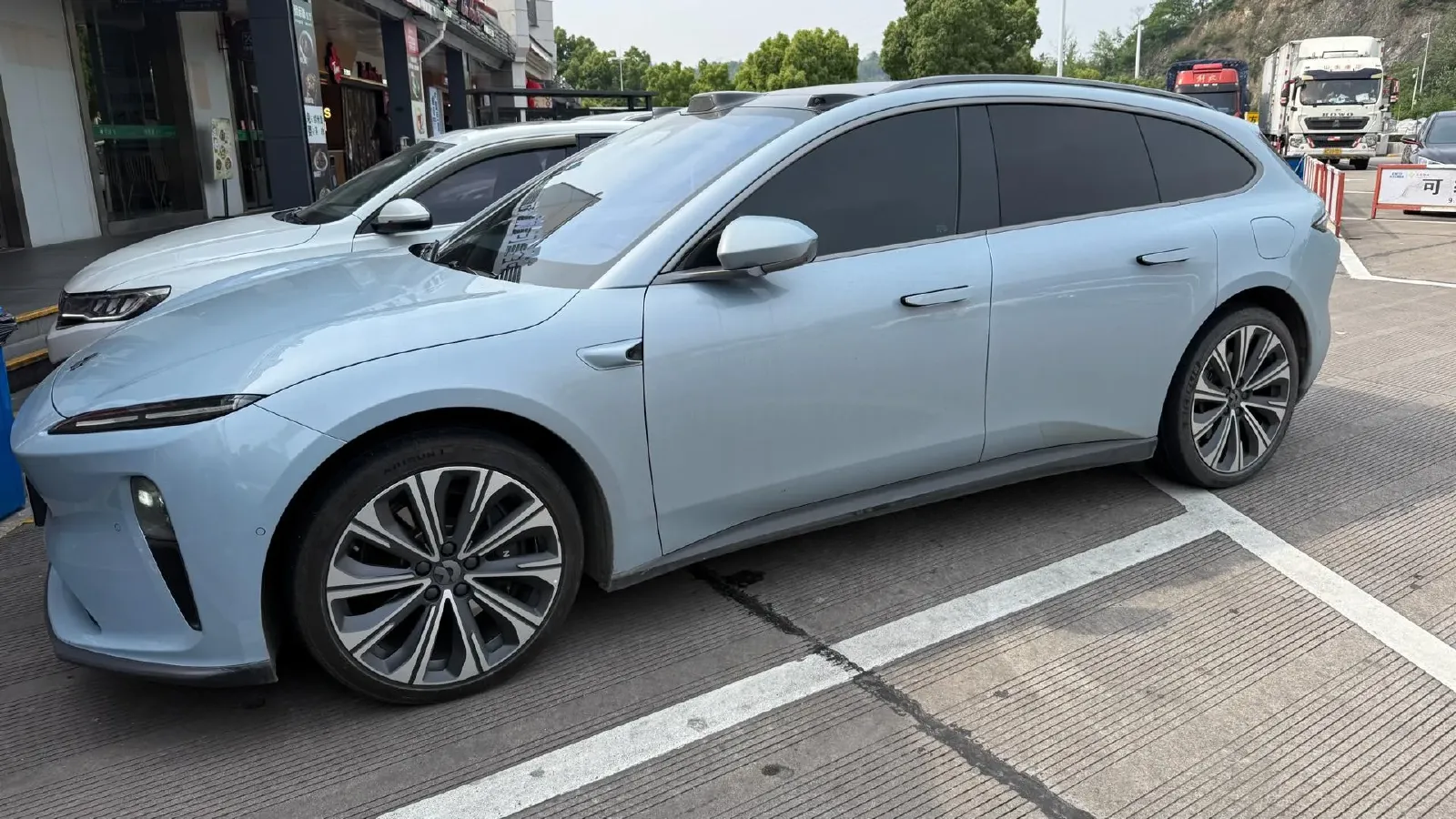 2024 NIO ET5T BEV 75KWH,autocango,china used car exporter,china ev exporter,chinese used car exporter,chinese used ev exporter