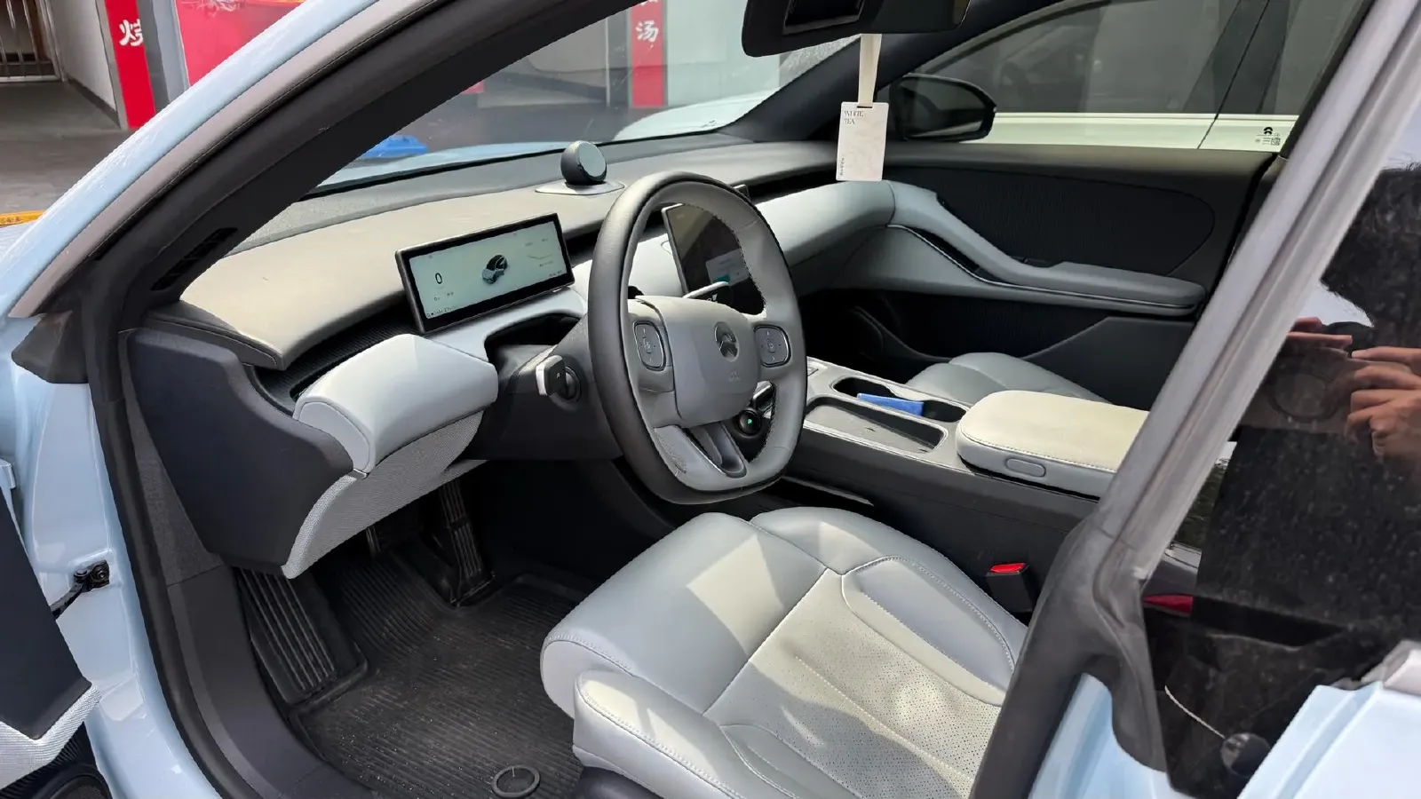 2024 NIO ET5T BEV 75KWH,autocango,china used car exporter,china ev exporter,chinese used car exporter,chinese used ev exporter