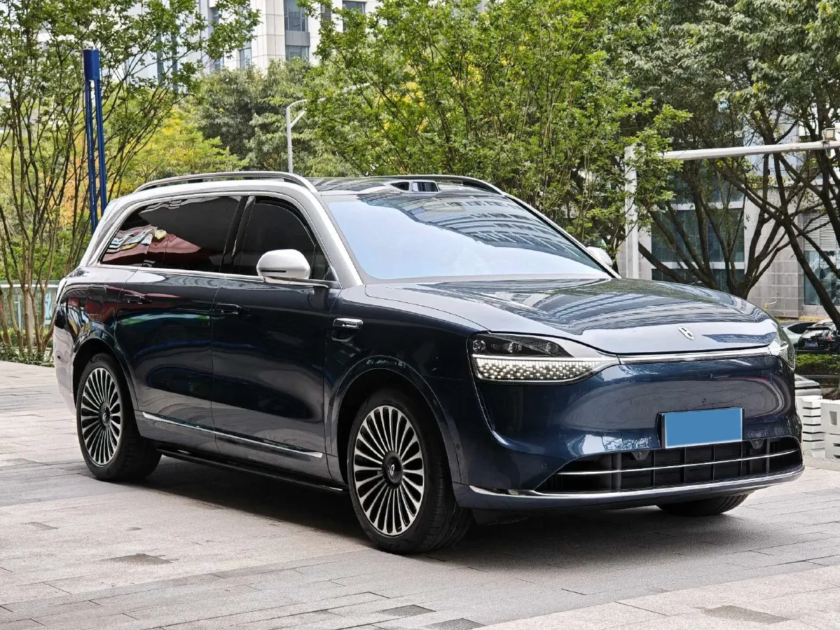 2025 AITO AITO M9 REEV 160HP REEV 52KWH,autocango,china used car exporter,china ev exporter,chinese used car exporter,chinese used ev exporter