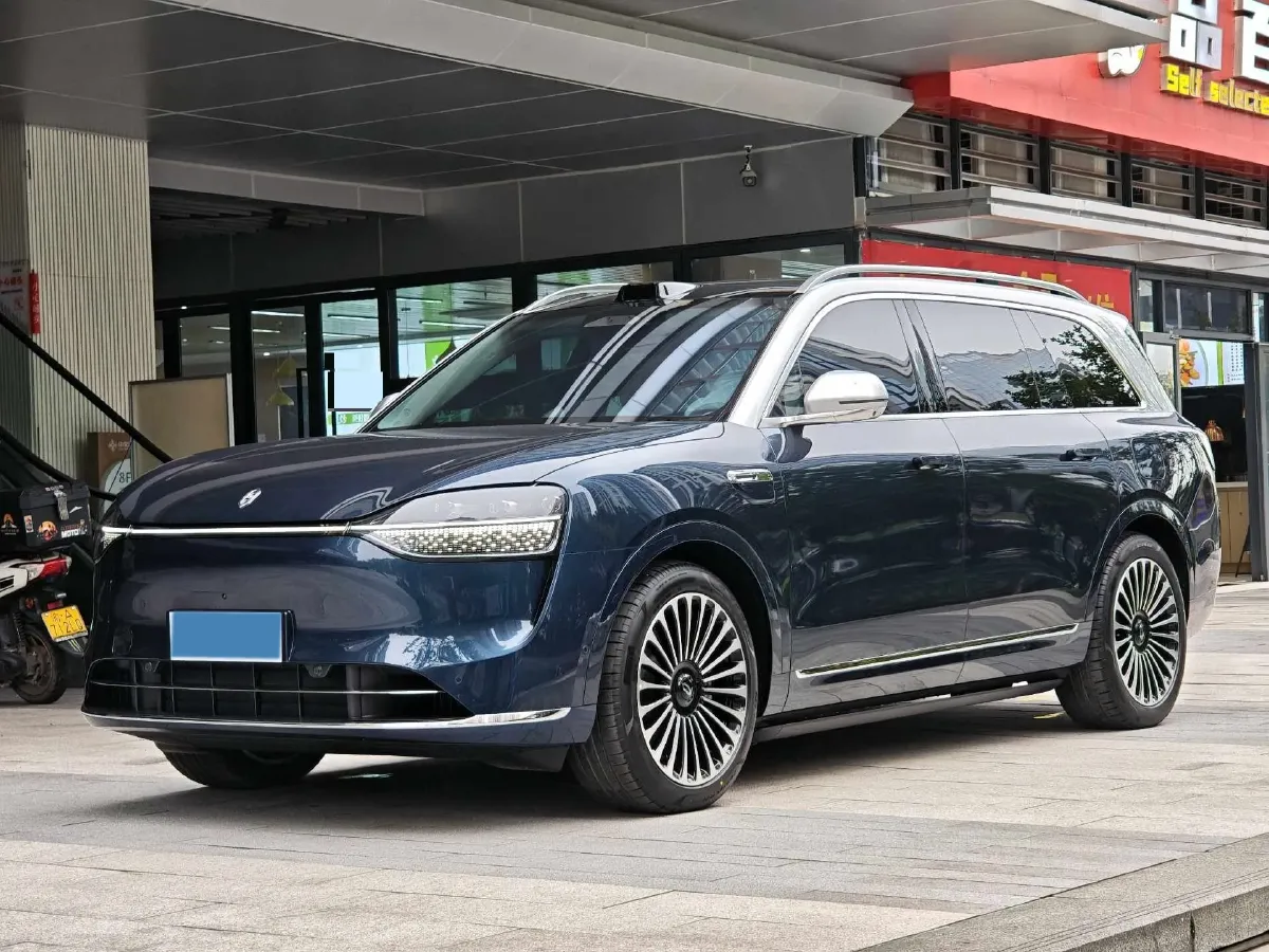 2025 AITO AITO M9 REEV 160HP REEV 52KWH,autocango,china used car exporter,china ev exporter,chinese used car exporter,chinese used ev exporter