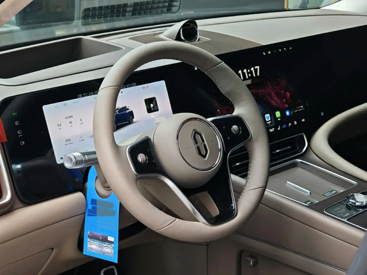 2025 AITO AITO M9 REEV 160HP REEV 52KWH,autocango,china used car exporter,china ev exporter,chinese used car exporter,chinese used ev exporter