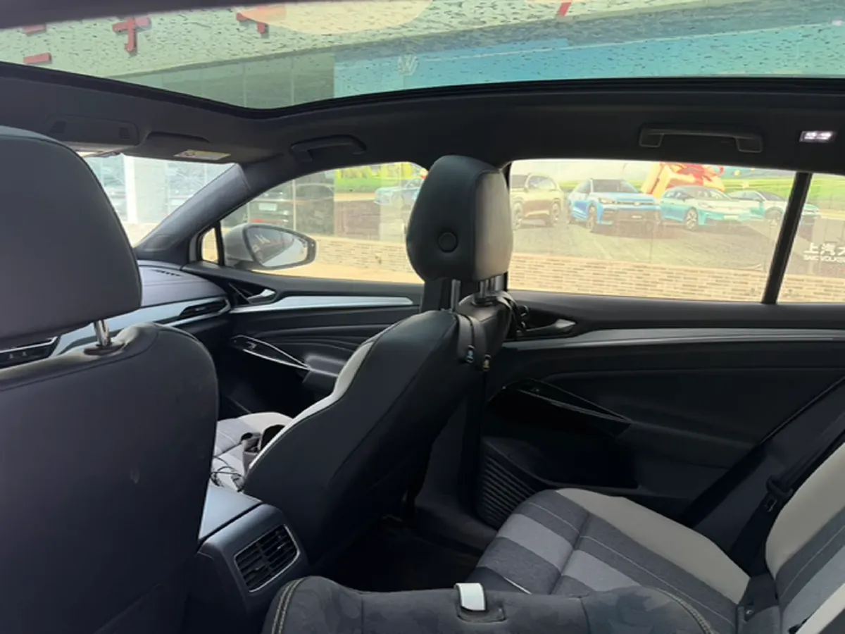 2024 Volkswagen ID.4 Crozz BEV 55.7KWH,autocango,china used car exporter,china ev exporter,chinese used car exporter,chinese used ev exporter