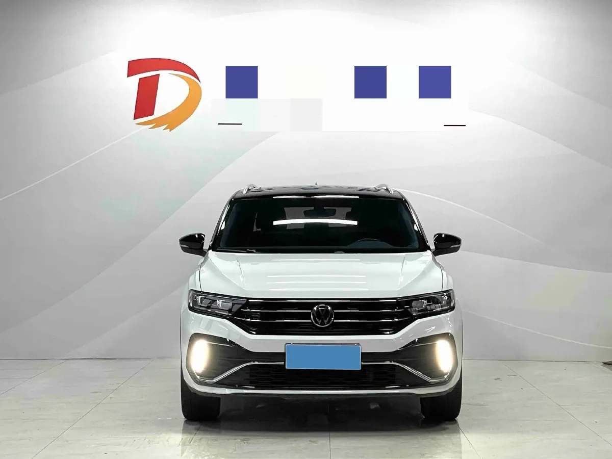 2022 Volkswagen T-Roc 1.4T 150HP L4 7DCT,autocango,china used car exporter,china ev exporter,chinese used car exporter,chinese used ev exporter