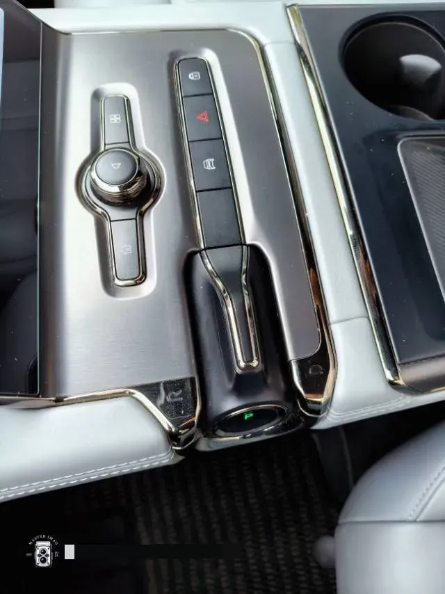 2022 NIO EC6 BEV 75KWH,autocango,china used car exporter,china ev exporter,chinese used car exporter,chinese used ev exporter