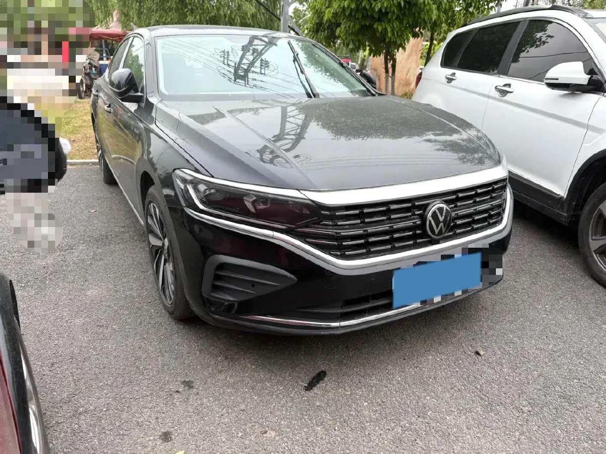 2024 Volkswagen Passat 2.0T 220HP L4 7DCT,autocango,china used car exporter,china ev exporter,chinese used car exporter,chinese used ev exporter