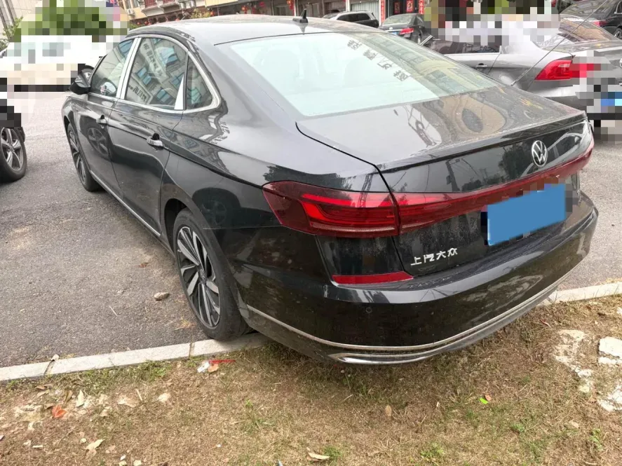 2024 Volkswagen Passat 2.0T 220HP L4 7DCT,autocango,china used car exporter,china ev exporter,chinese used car exporter,chinese used ev exporter