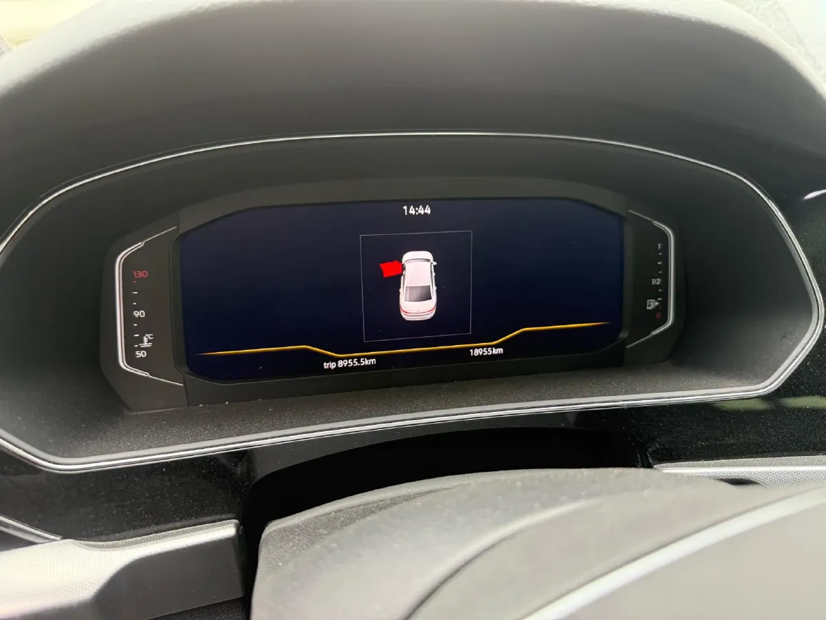 2024 Volkswagen Passat 2.0T 220HP L4 7DCT,autocango,china used car exporter,china ev exporter,chinese used car exporter,chinese used ev exporter