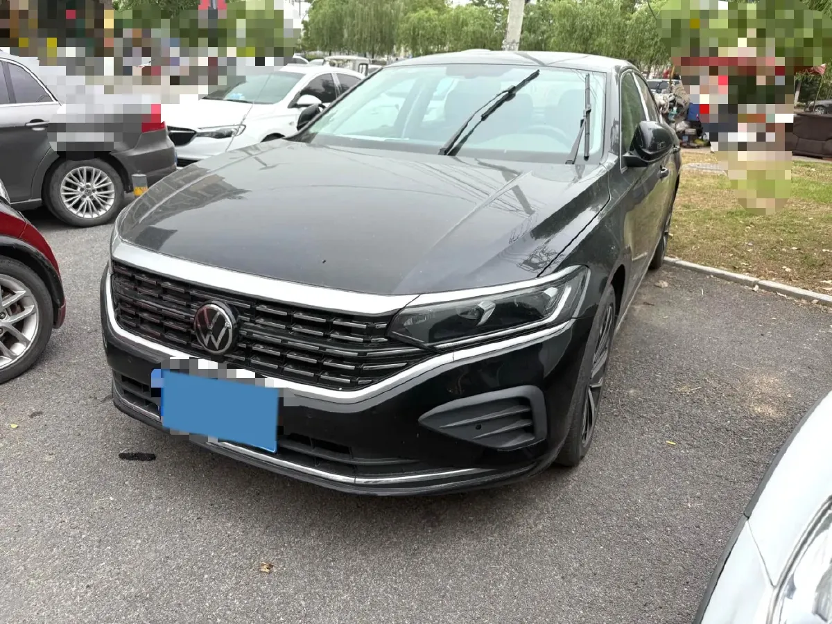 2024 Volkswagen Passat 2.0T 220HP L4 7DCT,autocango,china used car exporter,china ev exporter,chinese used car exporter,chinese used ev exporter