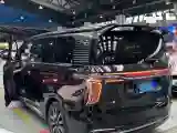 2023 HongQi HQ9 2.0T 252HP L4 8AT