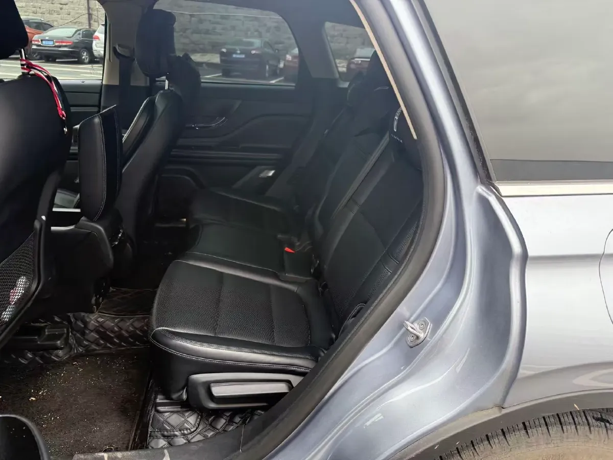 2023 Lincoln Corsair 2.0T 261HP L4 8AT,autocango,china used car exporter,china ev exporter,chinese used car exporter,chinese used ev exporter