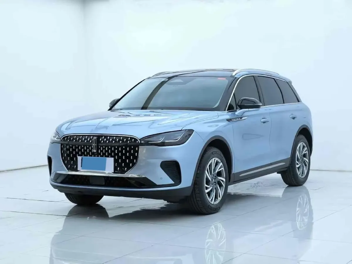 2023 Lincoln Corsair 2.0T 261HP L4 8AT,autocango,china used car exporter,china ev exporter,chinese used car exporter,chinese used ev exporter