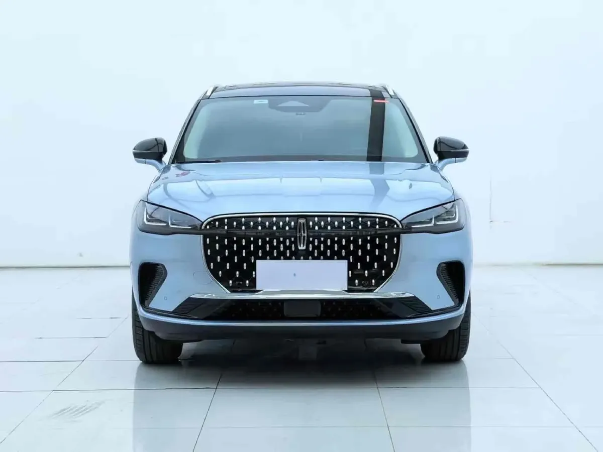 2023 Lincoln Corsair 2.0T 261HP L4 8AT,autocango,china used car exporter,china ev exporter,chinese used car exporter,chinese used ev exporter