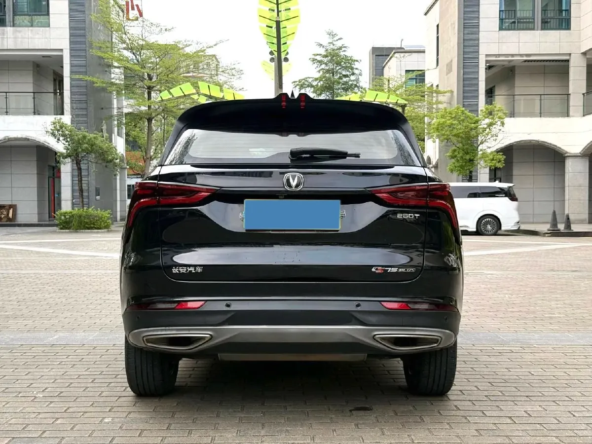 2021 ChangAn CS75 Plus 1.5T 178HP L4 6AT,autocango,china used car exporter,china ev exporter,chinese used car exporter,chinese used ev exporter