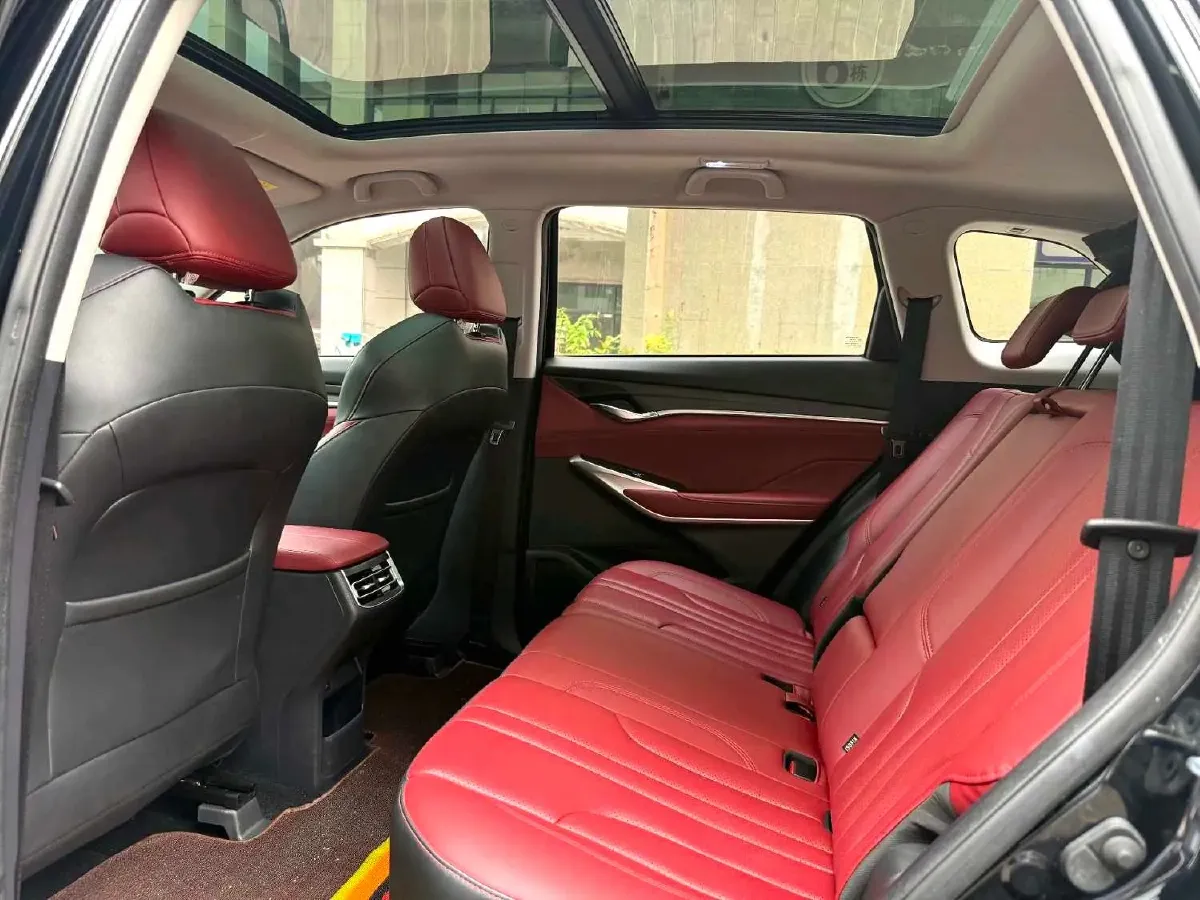 2021 ChangAn CS75 Plus 1.5T 178HP L4 6AT,autocango,china used car exporter,china ev exporter,chinese used car exporter,chinese used ev exporter