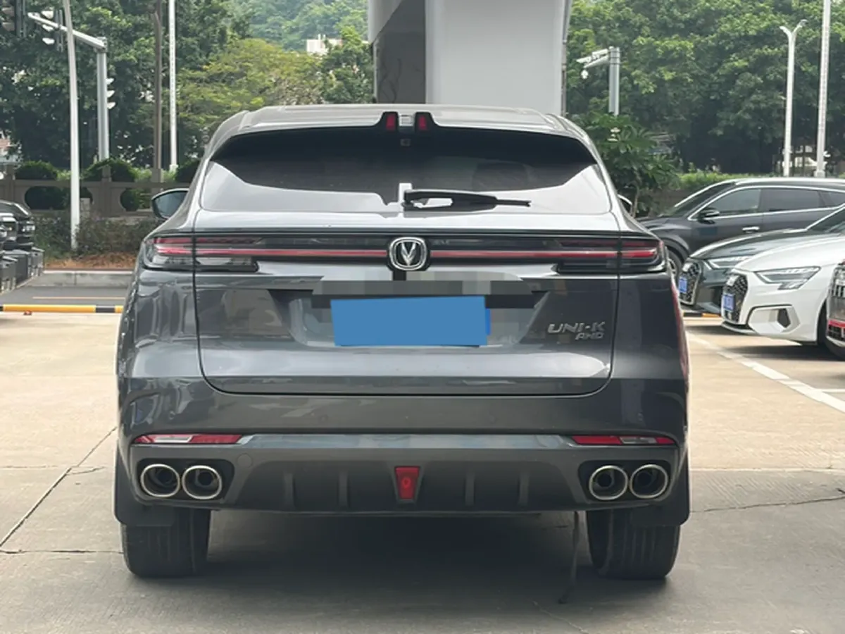 2021 ChangAn UNI-K 2.0T 233HP L4 8AT,autocango,china used car exporter,china ev exporter,chinese used car exporter,chinese used ev exporter