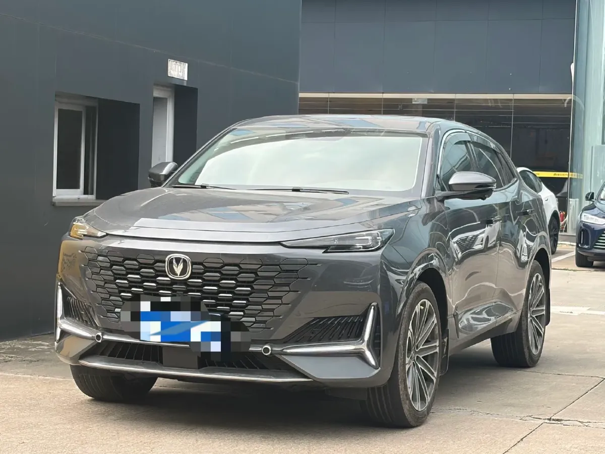 2021 ChangAn UNI-K 2.0T 233HP L4 8AT,autocango,china used car exporter,china ev exporter,chinese used car exporter,chinese used ev exporter