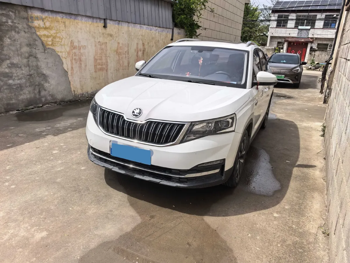 2020 Skoda Kamiq 1.5L 112HP L4 6AT,autocango,china used car exporter,china ev exporter,chinese used car exporter,chinese used ev exporter