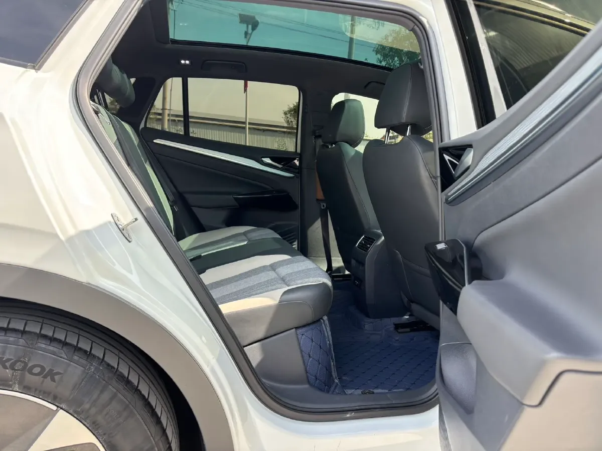 2024 Volkswagen ID.4 Crozz BEV 55.7KWH,autocango,china used car exporter,china ev exporter,chinese used car exporter,chinese used ev exporter