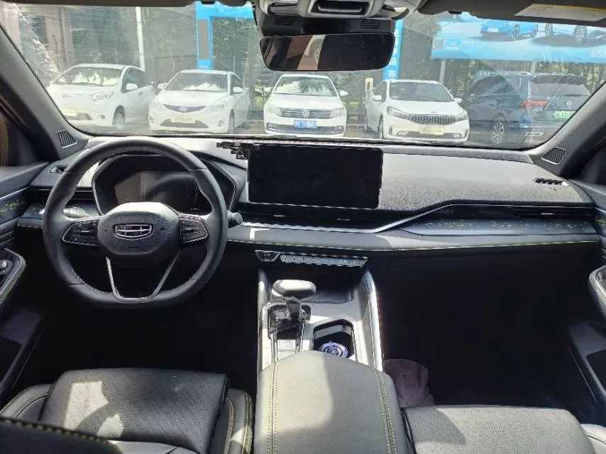2023 Geely Preface 1.5T 181HP L4 7DCT,autocango,china used car exporter,china ev exporter,chinese used car exporter,chinese used ev exporter